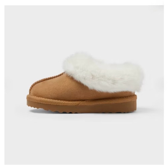 Cat & Jack Piper Faux Fur Cuff Scuff Slipper Boots - Brown - Picture 2 of 7